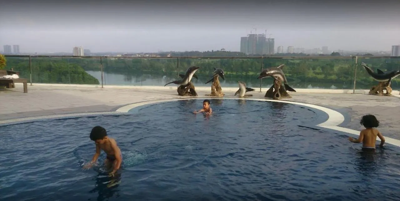 Bayu Marina Residence 3 Mins Away Mid Valley Southkey Johor Bahru 0*,  Malaysia